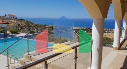 For Sale - Villa 440 m² in Paphos
