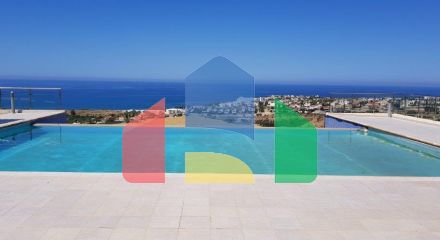 For Sale - Villa 440 m² in Paphos