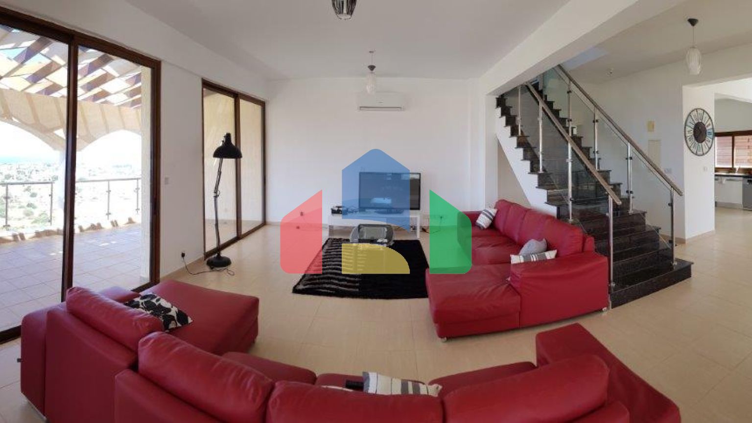 Продажа - Вилла 440 m² в Пафосе