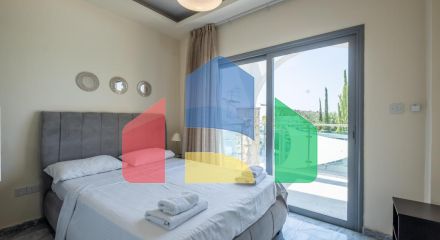 Продаж - Квартира 57 m² В Пафосе