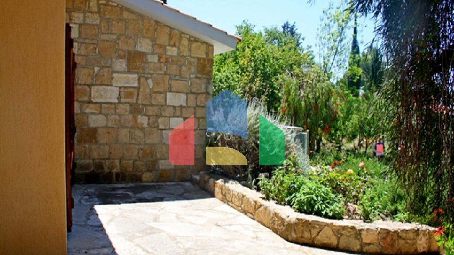 Продаж - Вілла 141 m² В Пафосе