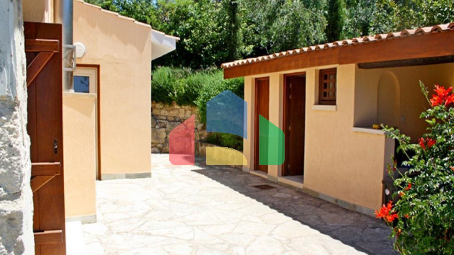 Продаж - Вілла 141 m² В Пафосе