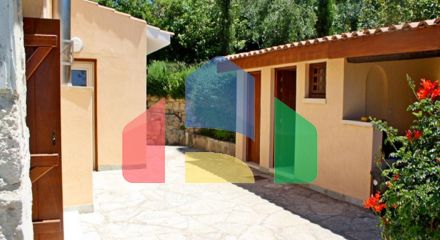 Продаж - Вілла 141 m² В Пафосе