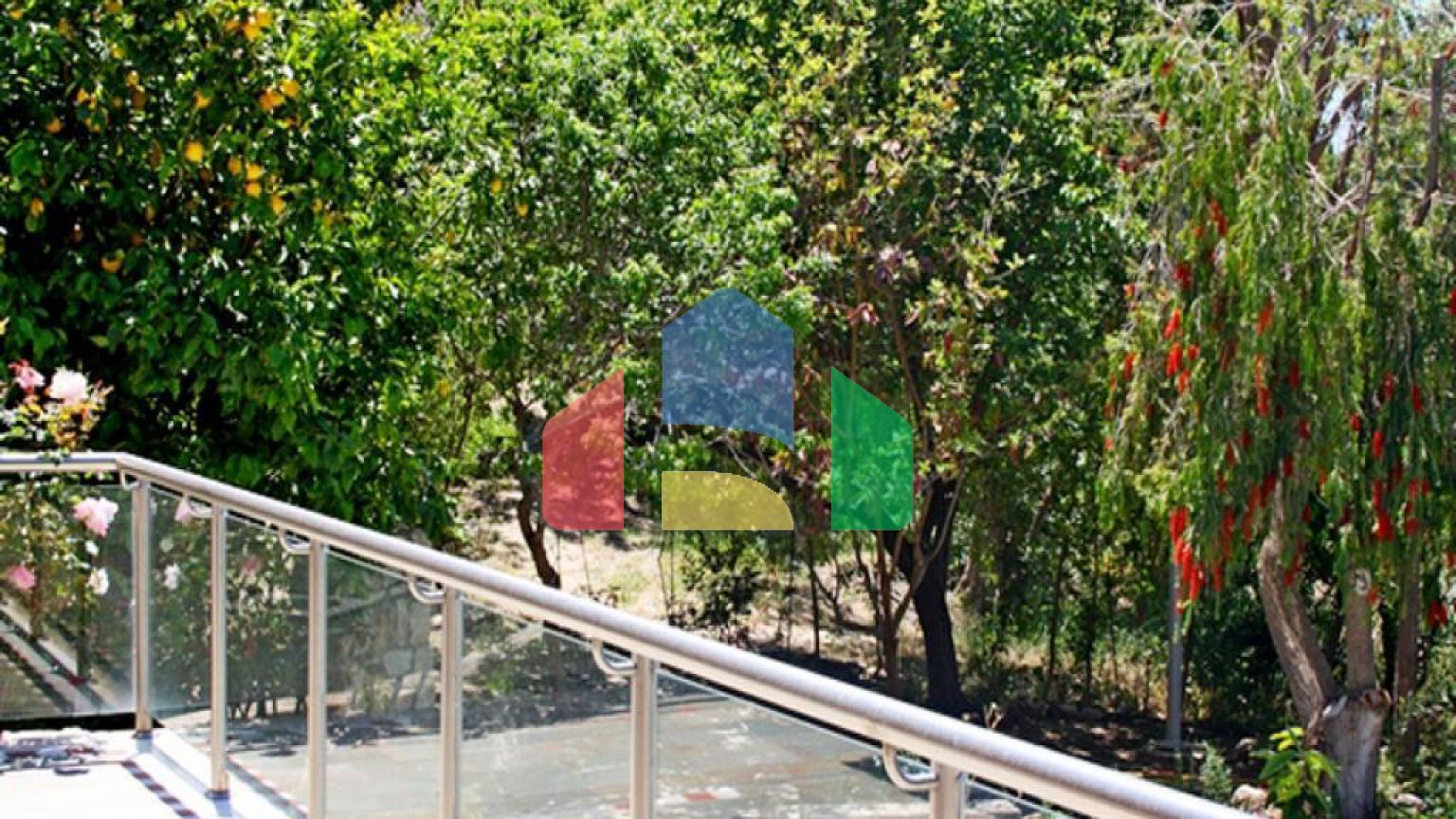 Продаж - Вілла 141 m² В Пафосе