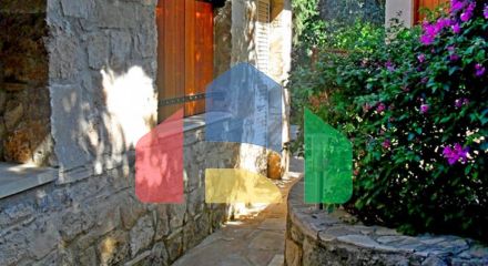 Продаж - Вілла 141 m² В Пафосе