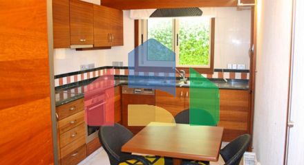 Продаж - Вілла 141 m² В Пафосе