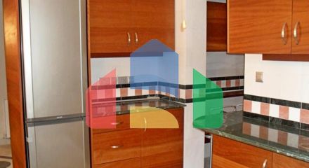 Продаж - Вілла 141 m² В Пафосе