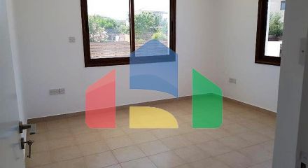 Продаж - Вілла 440 m² В Пафосе