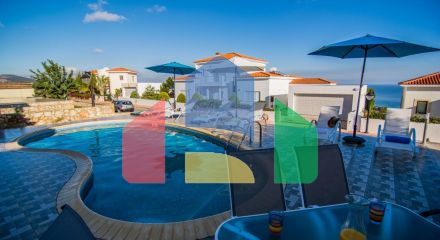 For Sale - Villa 182 m² in Paphos