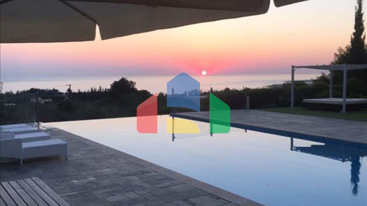 Продажа - Вилла 370 m² в Пафосе