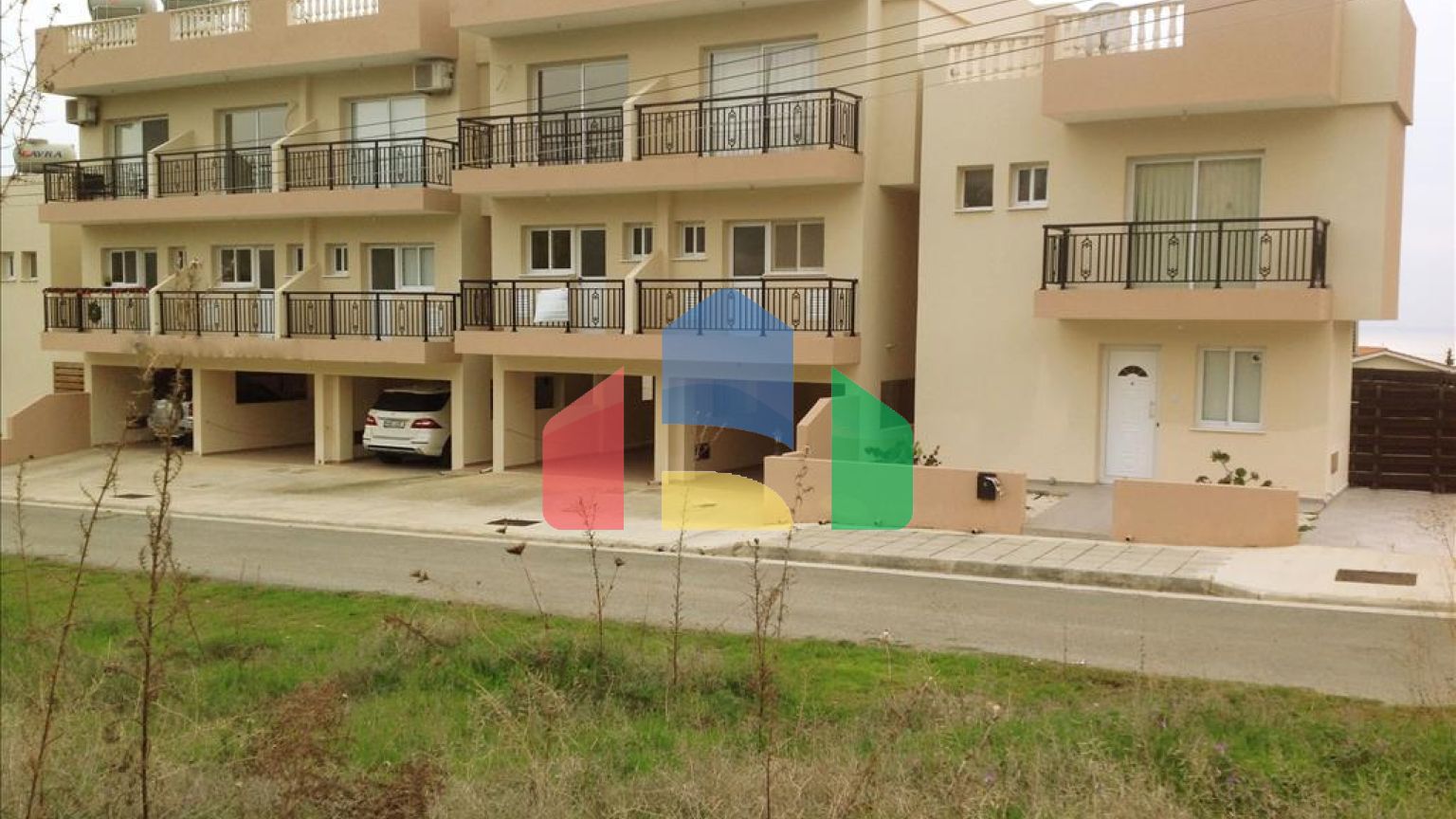 Продажа - Таунхаус 165 m² в Пафосе