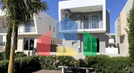 For Sale - Villa 190 m² in Paphos