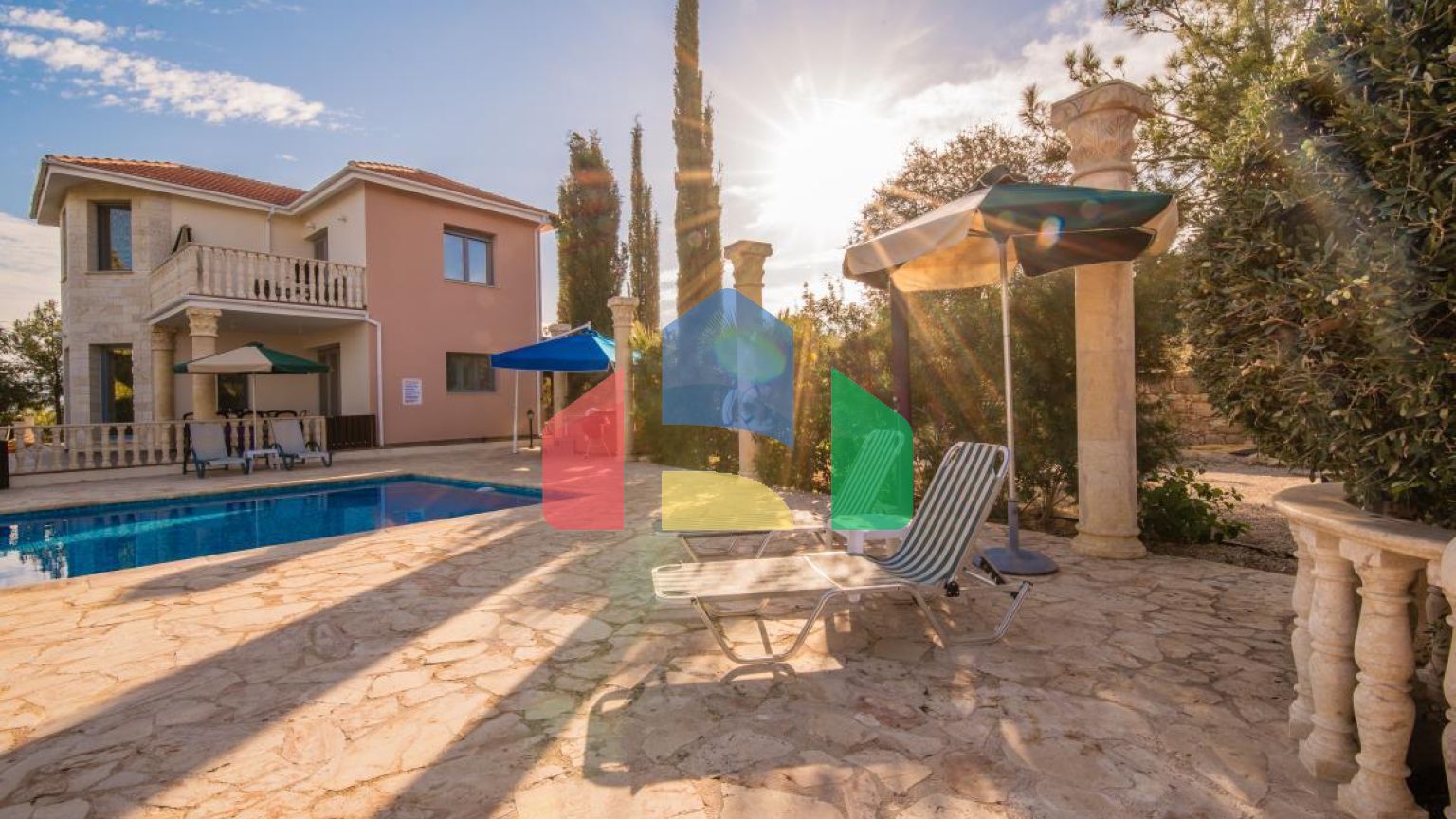 Продаж - Вілла 210 m² В Пафосе