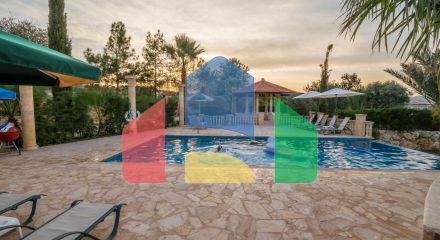 Продаж - Вілла 210 m² В Пафосе