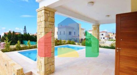 For Sale - Villa 155 m² in Paphos