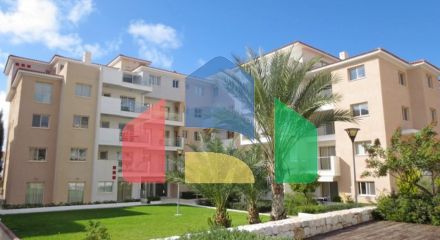 Продаж - Квартира 68 m² В Пафосе
