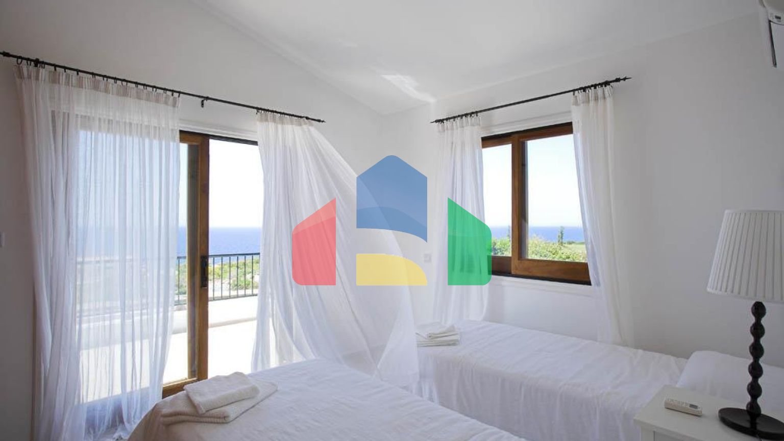 Продаж - Вілла 190 m² В Пафосе