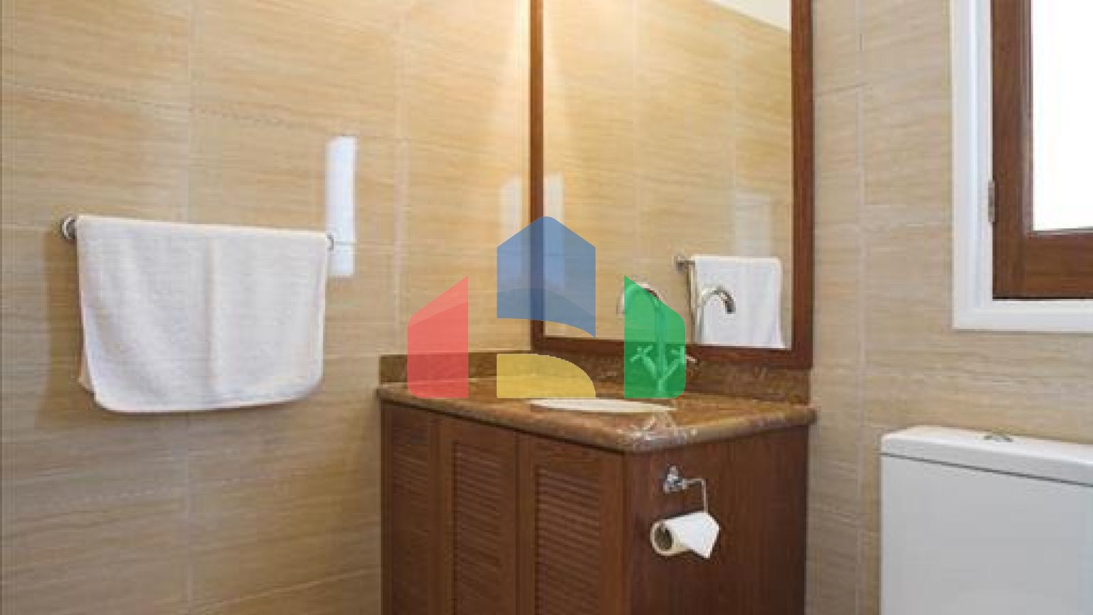 Продаж - Вілла 190 m² В Пафосе