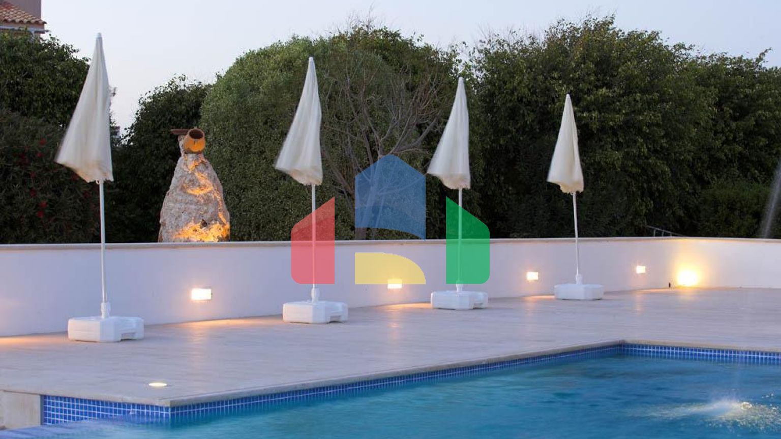 Продаж - Вілла 190 m² В Пафосе