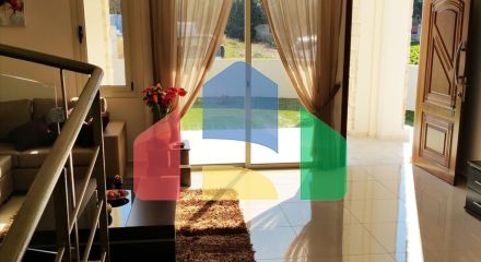 Продаж - Вілла 170 m² В Пафосе