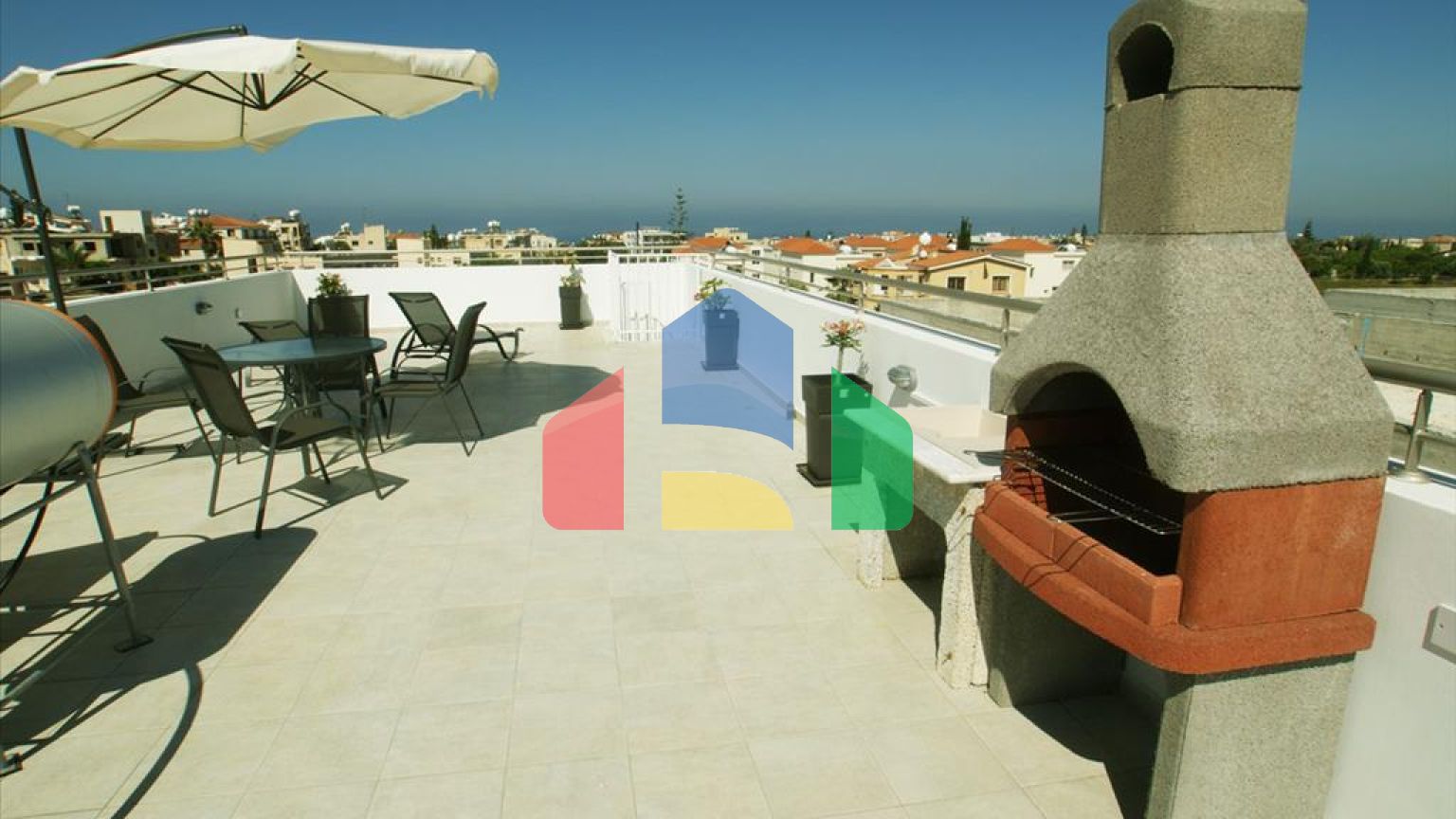 Продаж - Вілла 170 m² В Пафосе