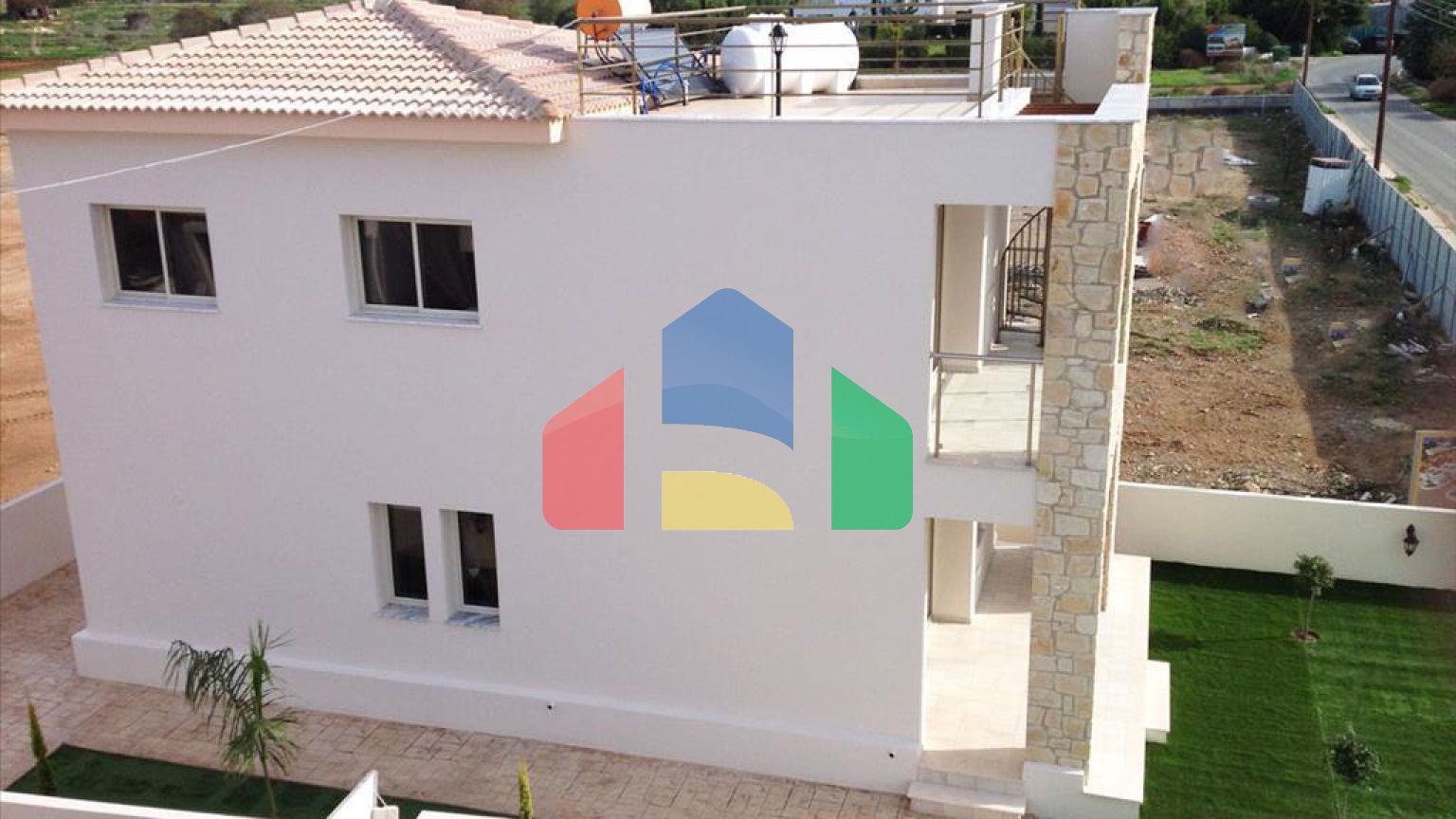 Продаж - Вілла 170 m² В Пафосе