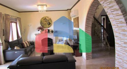 For Sale - Villa 260 m² in Paphos