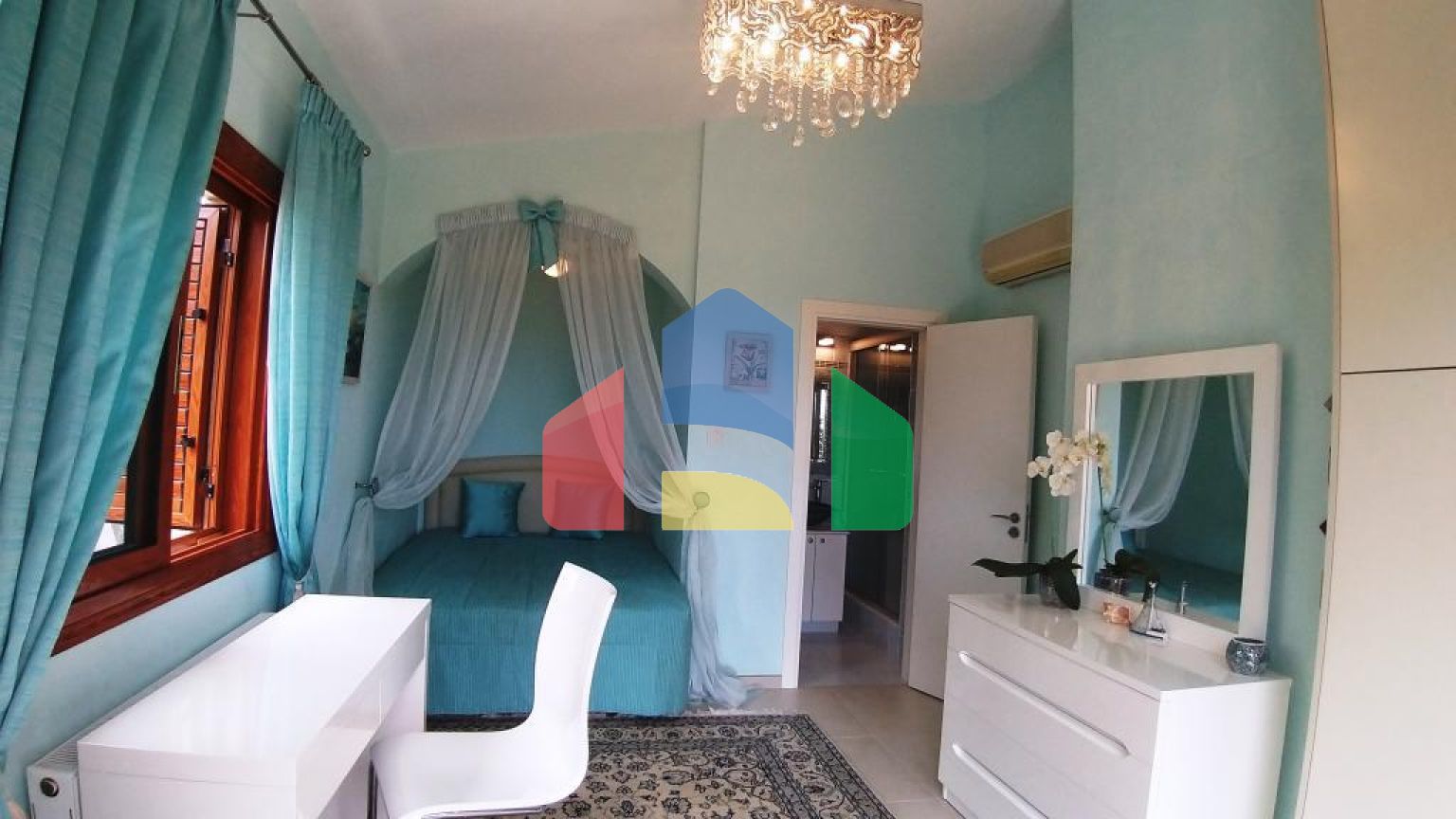 Продажа - Вилла 260 m² в Пафосе