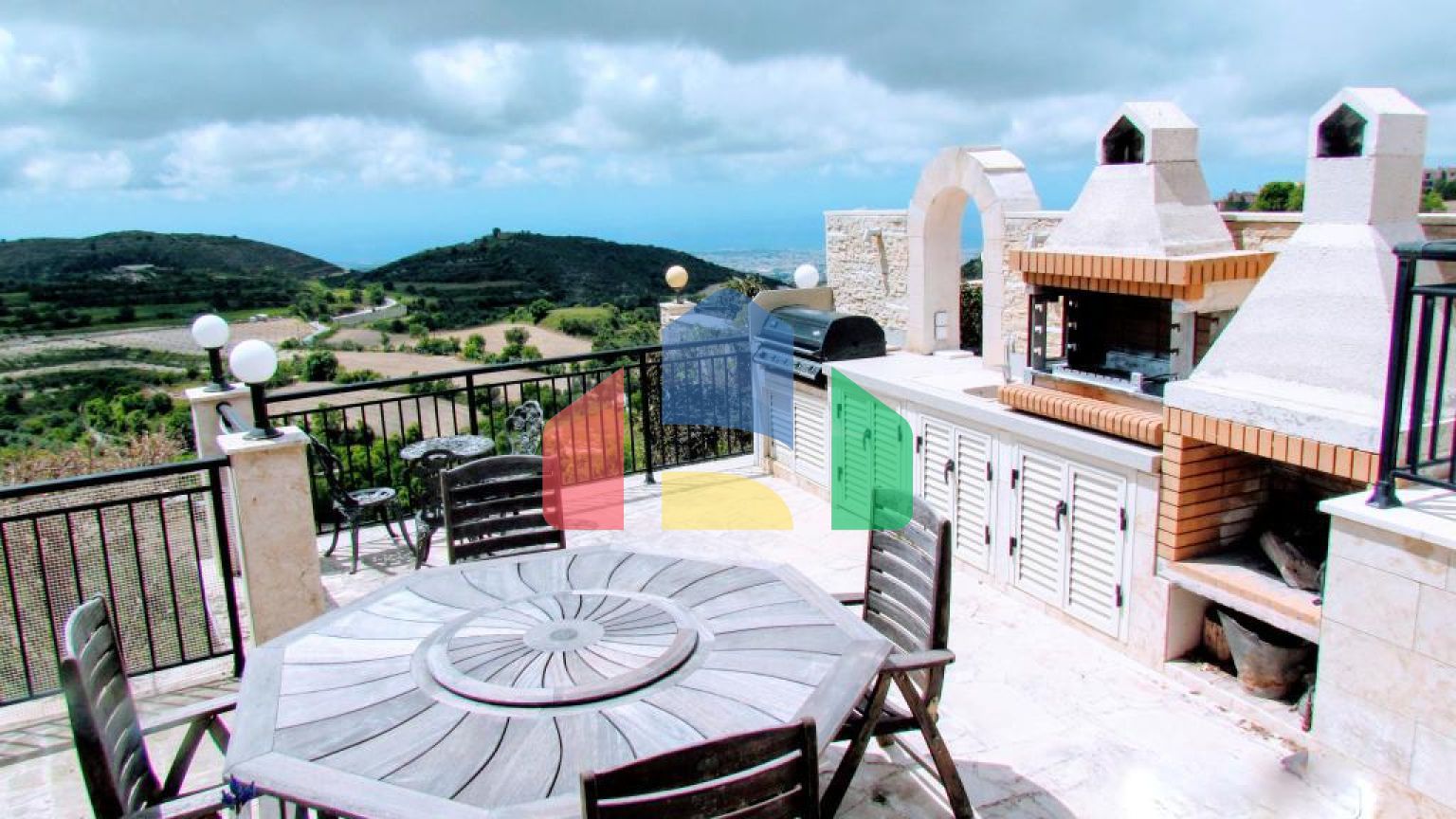 Продажа - Вилла 260 m² в Пафосе