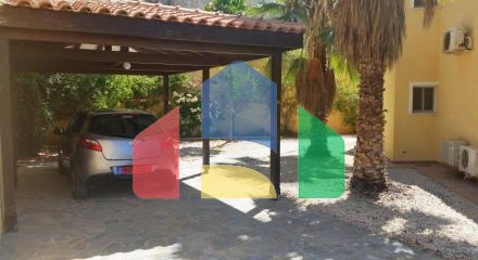 Продаж - Вілла 197 m² В Пафосе