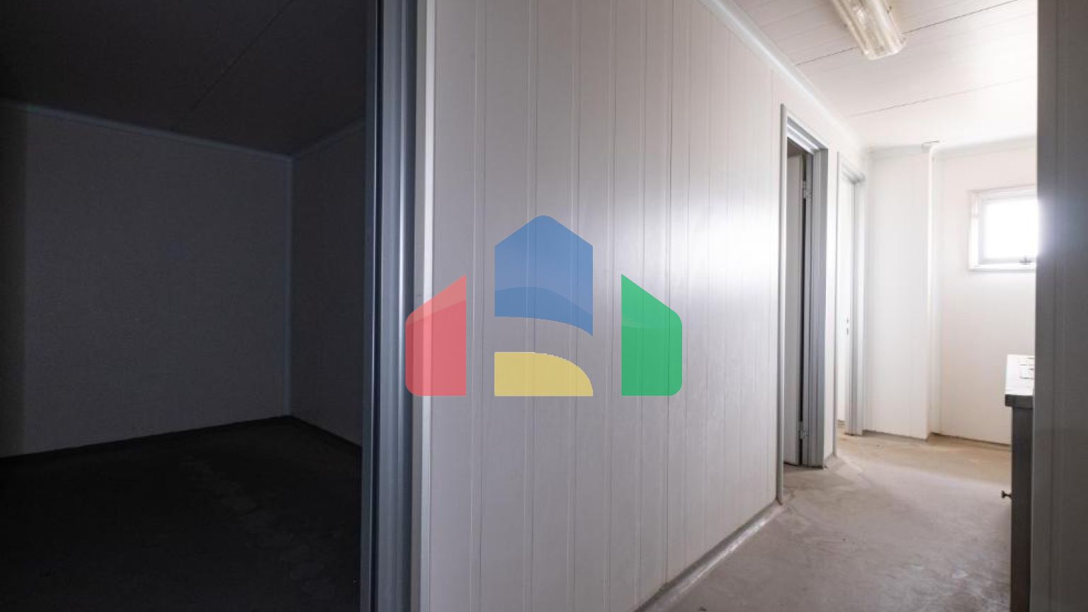 Продаж - Бізнес 1375 m² В Пафосе