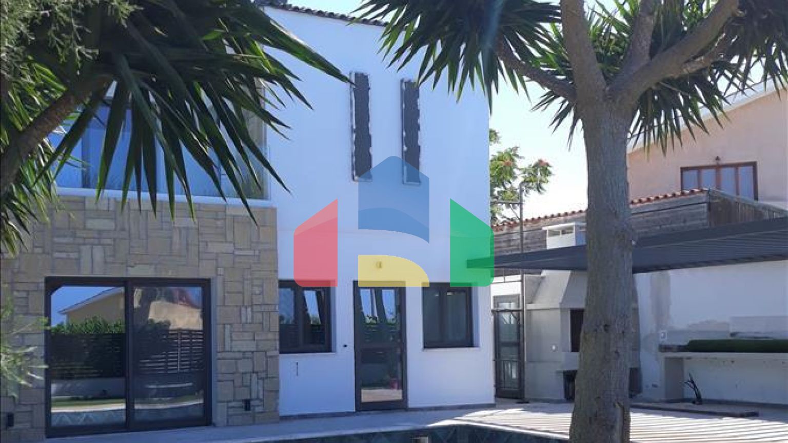 Продаж - Вілла 160 m² В Пафосе