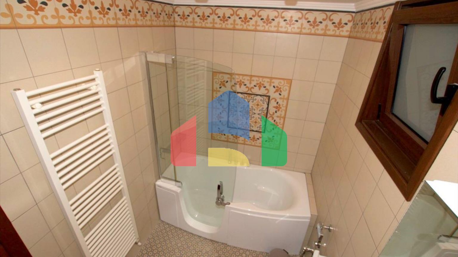 Продажа - Вилла 300 m² в Пафосе