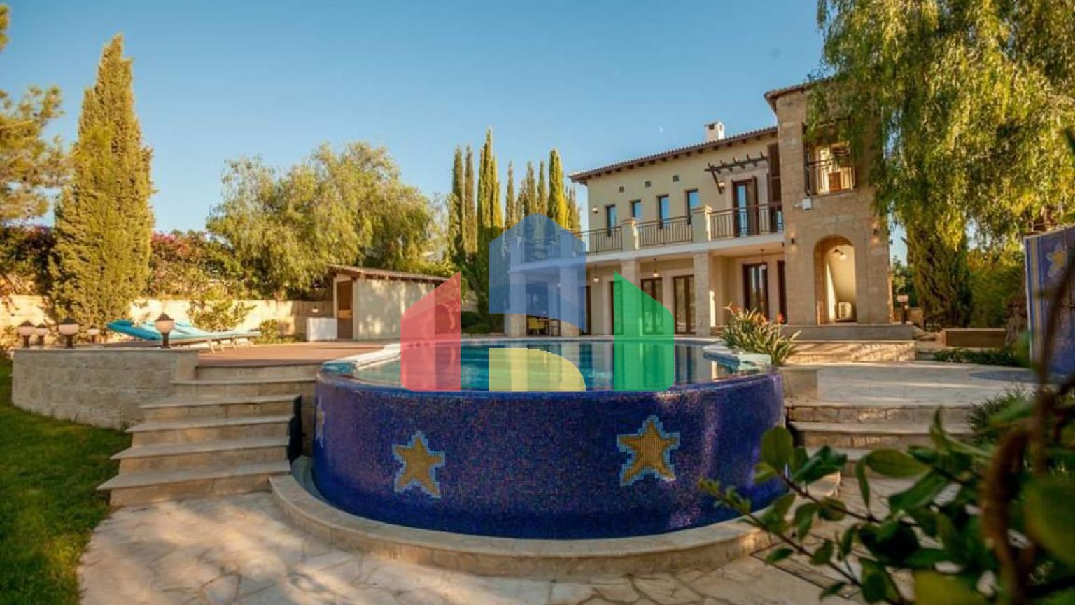 Продажа - Вилла 280 m² в Пафосе