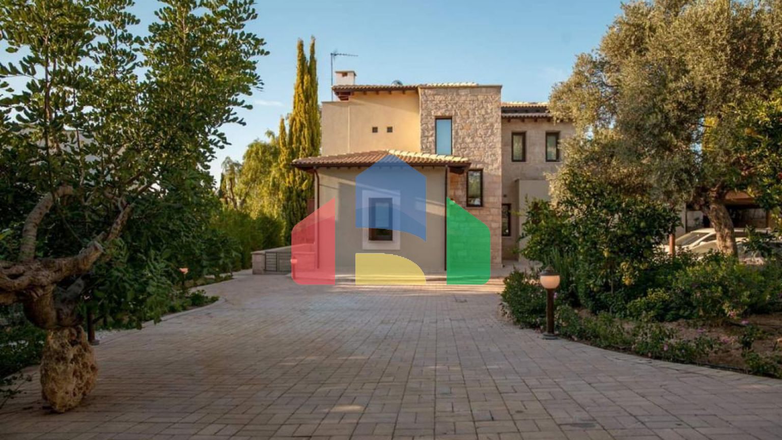 Продажа - Вилла 280 m² в Пафосе