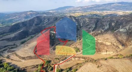 Продаж - Земельна ділянка 20736 m² В Пафосе