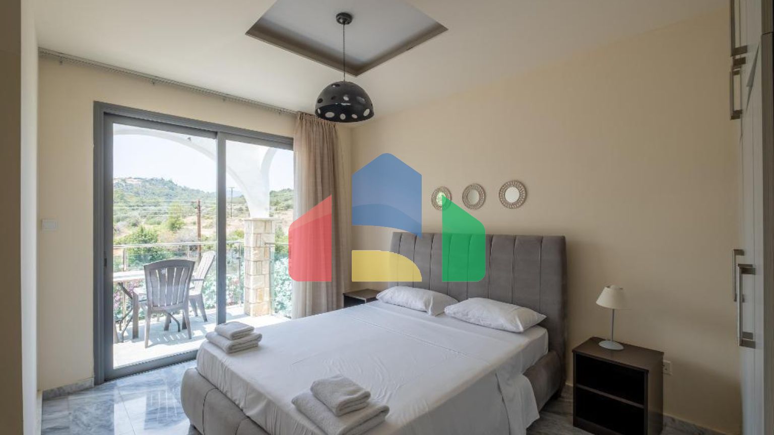 Продаж - Квартира 47 m² В Пафосе