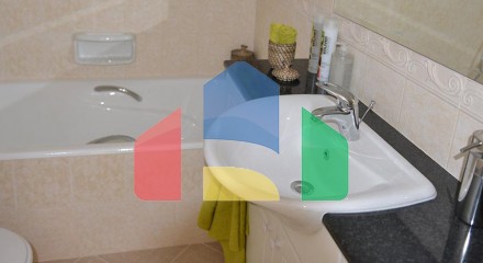 Продаж - Квартира 96 m² В Пафосе
