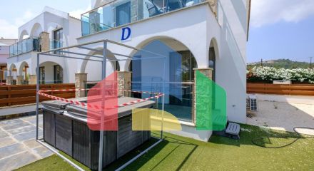 Продаж - Квартира 47 m² В Пафосе