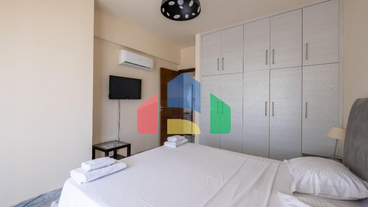 Продаж - Квартира 47 m² В Пафосе