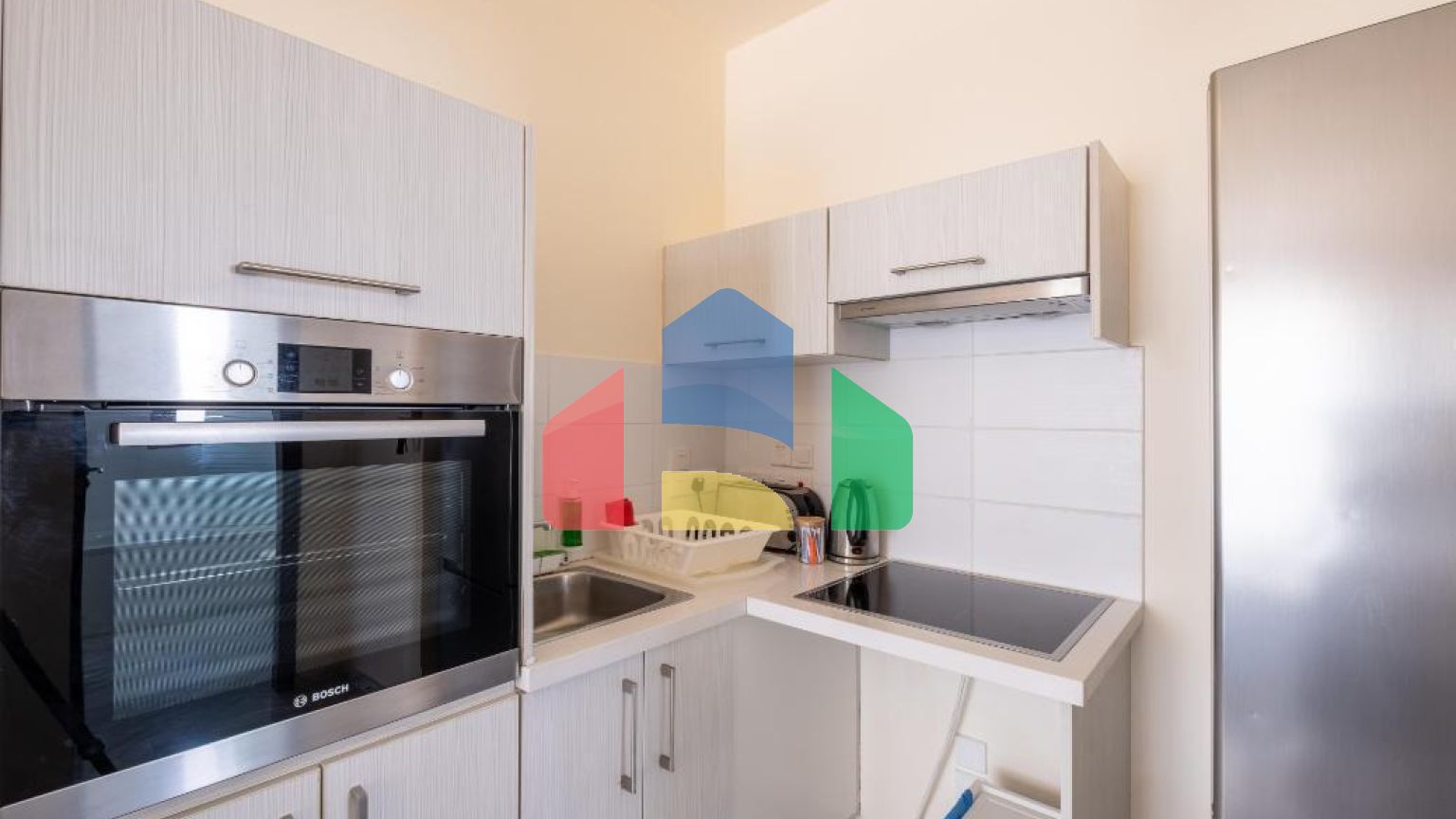 Продаж - Квартира 47 m² В Пафосе