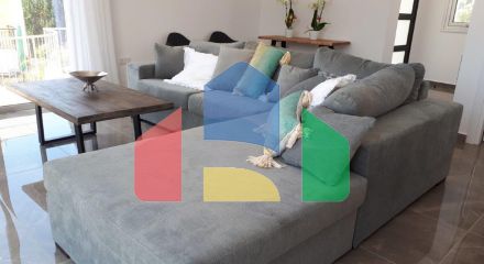 Продаж - Вілла 185 m² В Пафосе