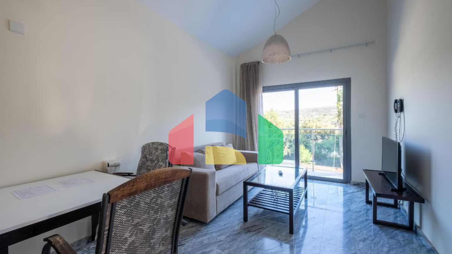 Продаж - Квартира 58 m² В Пафосе