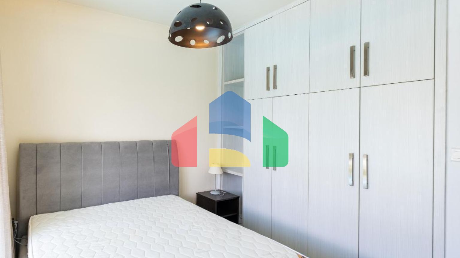 Продаж - Квартира 47 m² В Пафосе