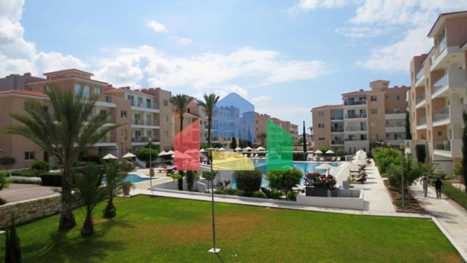 Продаж - Квартира 67 m² В Пафосе