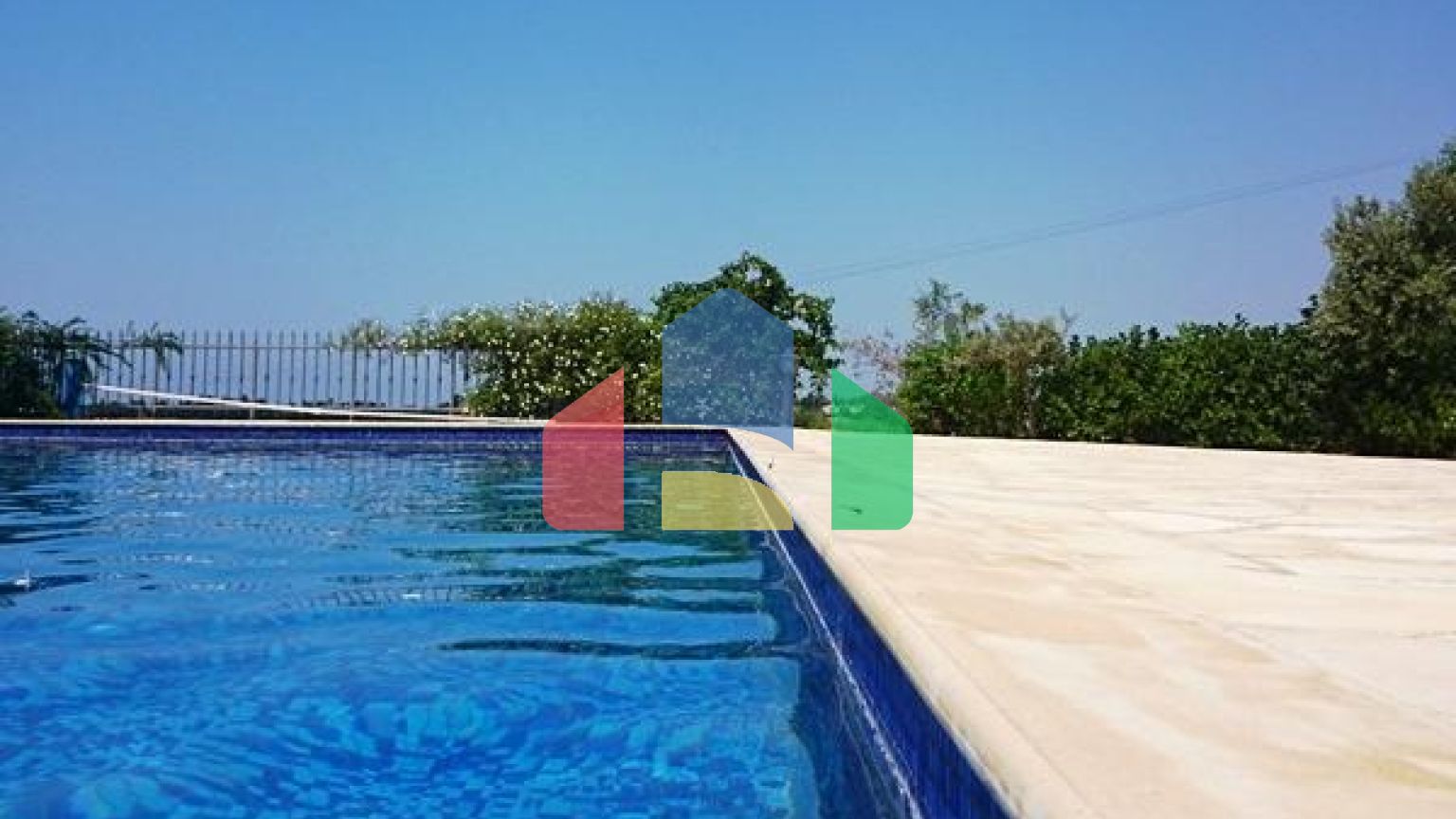 Продажа - Вилла 450 m² в Пафосе