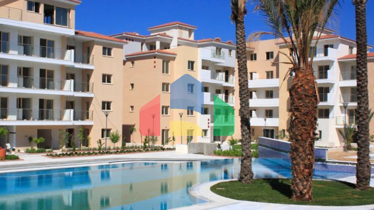 Продаж - Квартира 99 m² В Пафосе