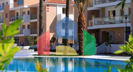 Продаж - Квартира 99 m² В Пафосе