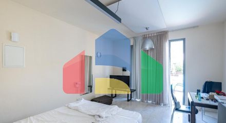 Продаж - Квартира 28 m² В Пафосе