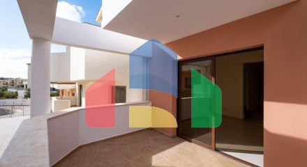 Продаж - Котедж 92 m² В Пафосе